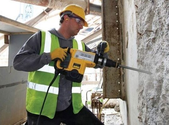 Hướng dẫn sử dụng máy khoan cầm tay