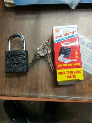 Khóa treo gang Việt Tiệp 1466/38 3 045c104871f0431e8e630331ddd5ff77