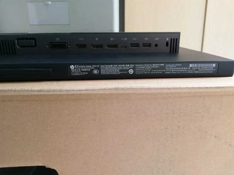 Bộ máy tính HP Z2 Tower G4 Workstation : Monitor HP Z24n G2 Display 4 1218cf24b4b345778f14bd941e71be99