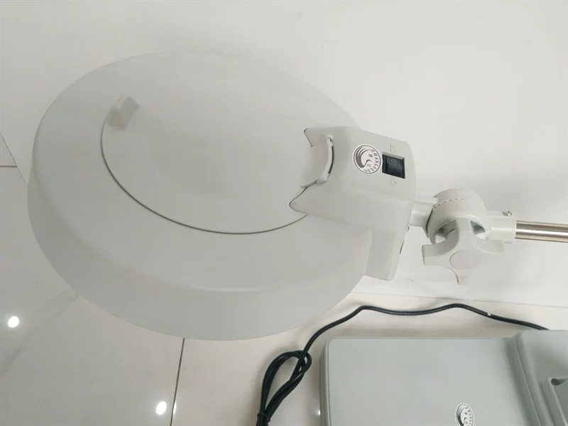Kính lúp để bàn 10x có đèn dạng tròn LT-86B 3 1713a163eadf4587b6e2f06fe031d4f6