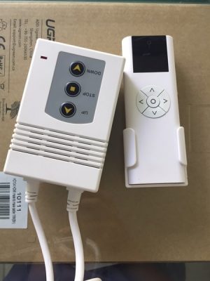 Bộ điều khiển màn chiếu