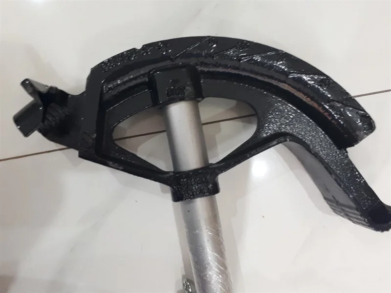 Dụng cụ bẻ cong JIS C8305 E Conduit Bender (CB025) 2 22b8842e8faf426a92d66fdbd69a1cd8