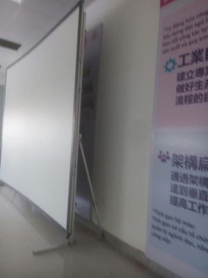 Màn chiếu khung 200V 4 39c5574f2e5947339da5e49f60c73d85