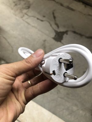 Dây nguồn laptop 2