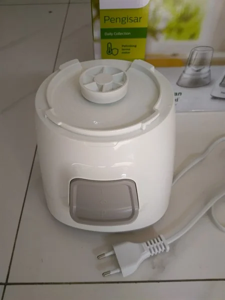 Máy xay sinh tố cầm tay Philips HR2056, CS 350W, 1 tốc độ + 1 số nhồi, lưỡi dao 4 cánh, có 2 cối nhưa xay xinh tố và khô 3 4a3dd10084424118b086d4037dcfbec6
