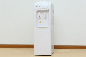 Cây nước nóng lạnh Kangaroo -KG38N- Làm lạnh bằng Block - có khoang khử trùng
