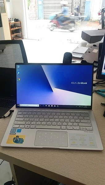 4d2c7bd930f74071beeeb79d91384762