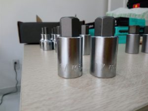 Vít lục giác TOPTUL BCDA1617 1/2'' Dr. x 17mm L=55mm