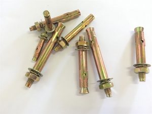 Nở sắt M8 dài 8