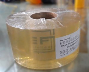 Rèm nhựa PVC màu vàng khổ 20cm, dày 2mm, cuộn 50m