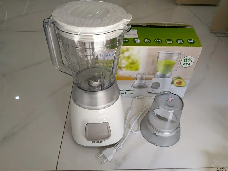 Máy xay sinh tố cầm tay Philips HR2056, CS 350W, 1 tốc độ + 1 số nhồi, lưỡi dao 4 cánh, có 2 cối nhưa xay xinh tố và khô 2 6b587b307f6a4363abe5783174549df3