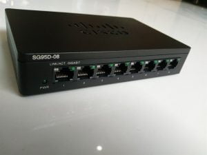 Switch Cisco SG95D-08-AS- 8 Port 1000Mbps Gigabit Desktop 6 6e1264f739144ba397253eb9e8deaab8