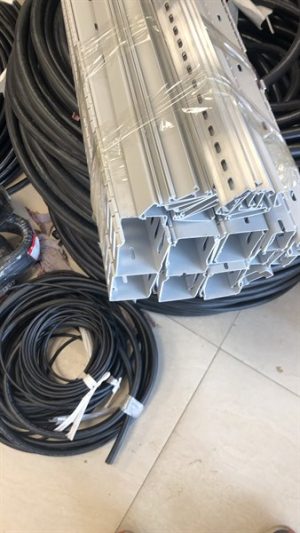 Máng nhựa đi dây 65x65x1700mm 7 88e7a84d05e14aab800905c09018cf0f