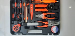 Hộp linh kiện gồm 8 công cụ sửa chữa 7 90e6a423998b434f85ce70bf83f203e2