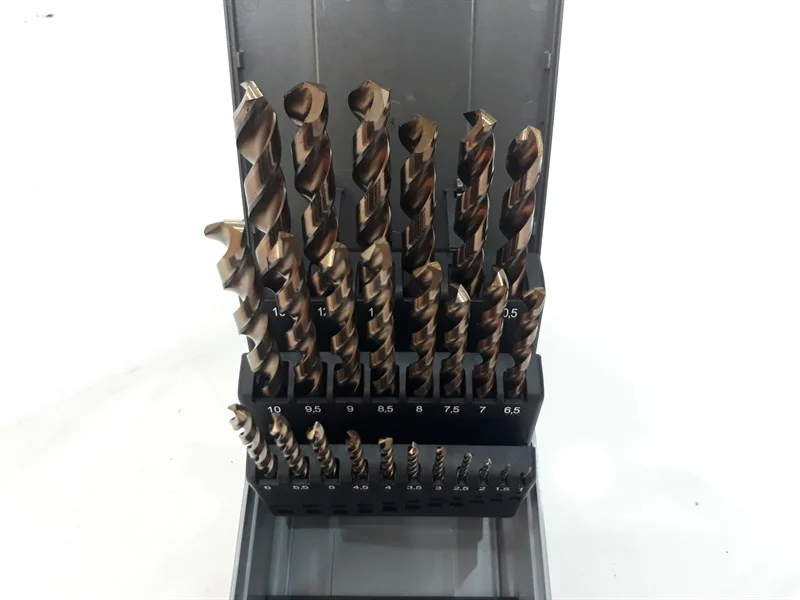 93a1ad56f1964a7abe23afee24fea931