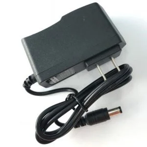 Adapter Sạc Pin 8.4V 1A