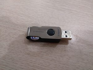 USB Kingston 16GB Data Traveler DT SWIVL 3.0 7 a453dae7f3294cd29d76ee7ff1216cde