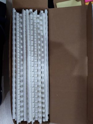 Lò xo gáy xoắn nhựa 10mm (100c/ hộp) 7 b14222442b2143cebeb2f602c36b0497