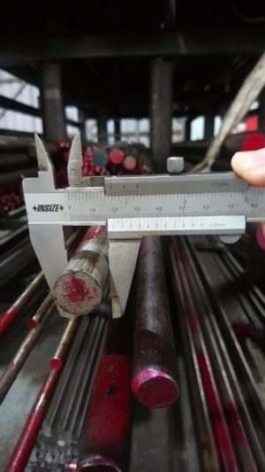 Thép đặc SKD61 , phi 19, L=1m (Kg)