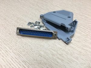 Cổng DB37 loại Male hàn dây, có vỏ