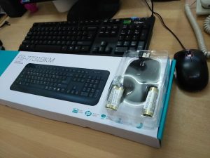 Bàn Phím Chuột Wireless Tiếng Hàn Quốc FS-77319KM