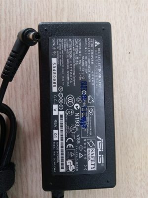 Sạc laptop Asus 19v-3.42A chân to 3 c839b7be26e14ff3949ec3ff264169e1