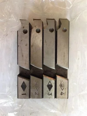 Bộ 4 dao tiện ( dùng tiện được 3 cỡ ống 32 - 42 - 48)