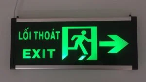 Đèn exit 3W, gắn tường 1 mặt P1, pin sử dụng 2 giờ (Right)