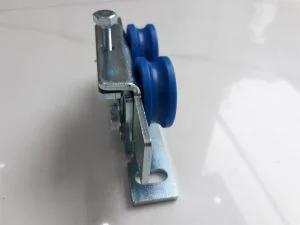 Tai treo cánh gia cường với 2 con lăn / bánh xe tráng eurethan