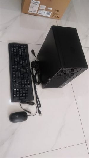 Máy tính để bàn HP 280 G3 Pro PCI Microtower, Core i3-7100 (3.9 GHz,3MB),4GB RAM DDR4,500GB HDD,DVDRW, Intel HD Graphics,Keyboard, USB Mouse,FreeDos,1Y WTY_4FB39PA