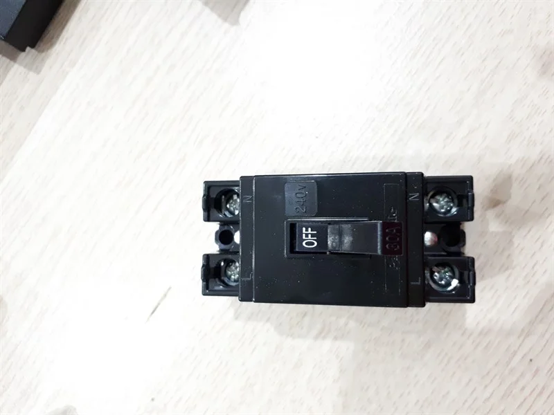 Aptomat Panasonic 30A - 2P/220V AC 1 f0e17ae1380b4ce9a9b4c2077f43afe7