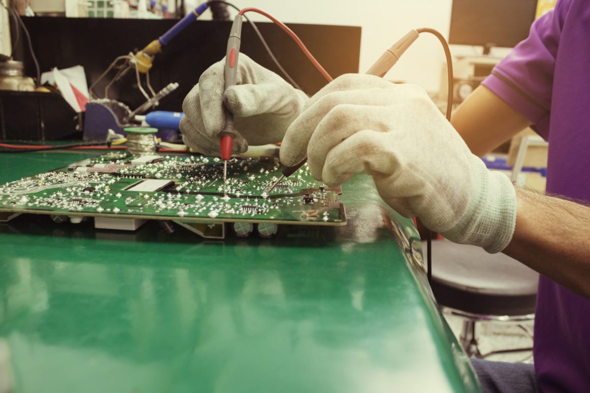 Găng tay chống tĩnh điện là gì? 1 Găng Tay Chống Tĩnh Điện Là Gì?