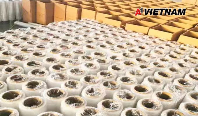 Màng PE bọc hàng, quấn pallet 5 mang pe 106