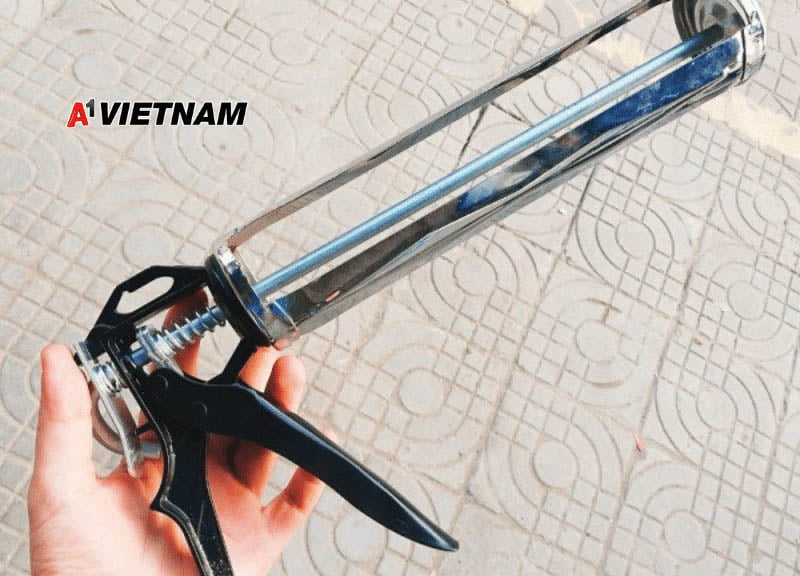 Súng bắn keo silicon là gì? Cấu tạo, cách sử dụng, mua ở đâu? 3 Súng bắn keo silicon bằng tay