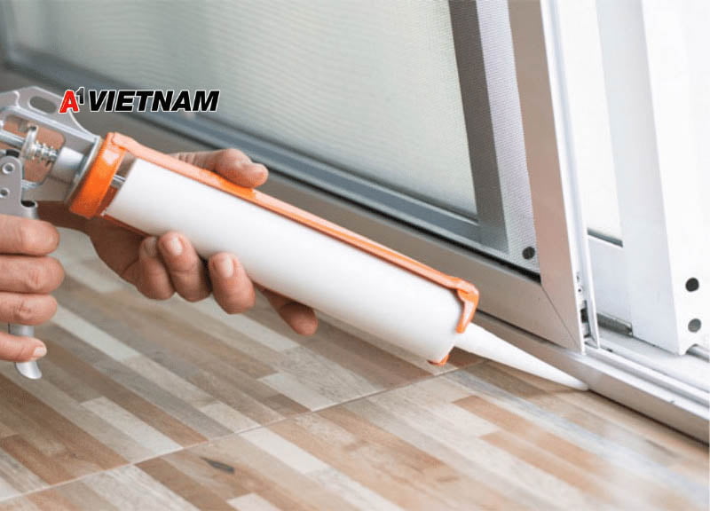 Súng bắn keo silicon là gì? Cấu tạo, cách sử dụng, mua ở đâu? 7 Dùng súng để thi công bắn keo silicon