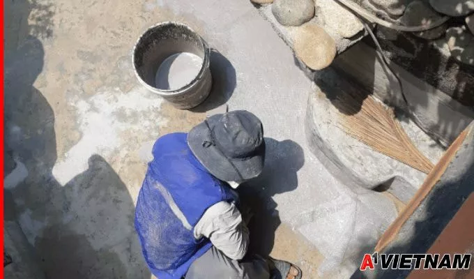 Thi công keo chống thấm hồ cá dạng lỏng