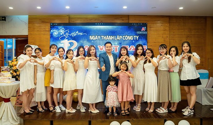 Tuyển Dụng Nhân Viên Kinh Doanh Học Việc Hải Phòng (Hỗ Trợ 6 Triệu + Thưởng KPI - Chính Thức Thu Nhập Trên 20 Triệu) 2 z4668928813567 4a19f6b6553bef83eeb9afafc7324c2c