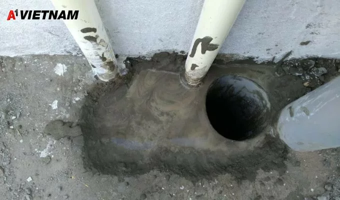 Cách Chống Thấm Lỗ Thoát Sàn Triệt Để 100% Không phải Ai Cũng Biết? 5 chong tham lo thoat san 4 jpg