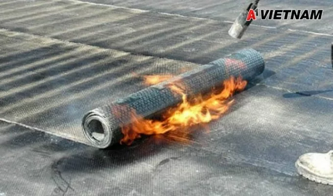 Phân tích Ưu & Nhược Điểm của chống thấm bằng màng khò 2 nhuoc diem cua chong tham bang kho nong 1 1 jpg