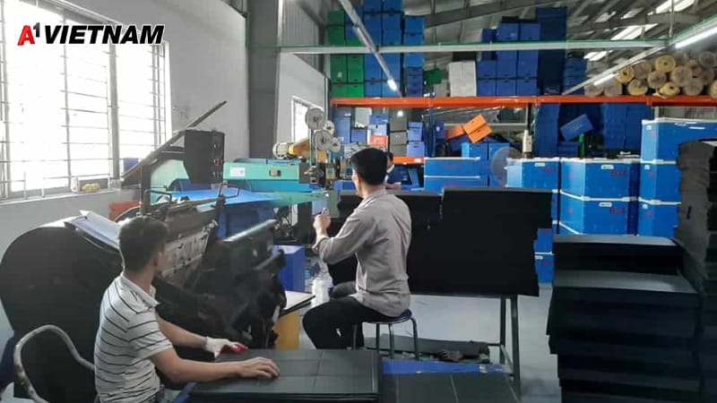 Công nghệ tạo nếp gấp cho thùng Danpla tại A1 Việt Nam 3 cong nghe tao nep gap cho thung danpla 2