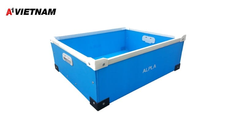 so sanh thung danpla va thung kim loai 3