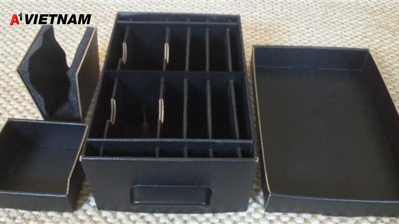 Thùng Danpla Có Vách Ngăn - Giải Pháp Tối Ưu Cho Bảo Vệ Sản Phẩm Từ A1 Việt Nam 4 thung danpla chong tinh dien esd 2