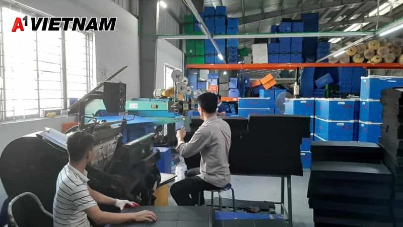 Chi phí sản xuất thùng danpla: Yếu tố ảnh hưởng và cách tối ưu hóa 4 sua chua thung danpla bi hu hong nhe 3